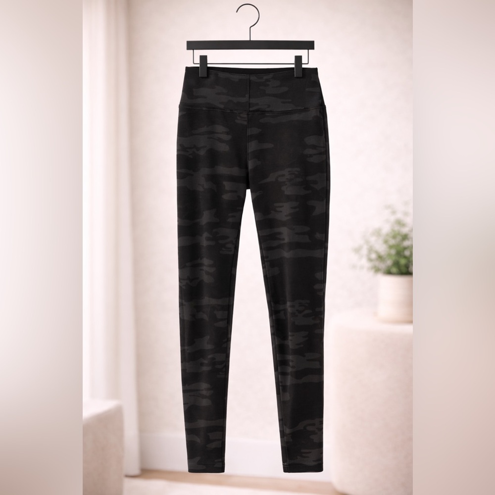 Sanctuary x Anthropologie camo pants/leggings